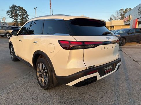 Used 2023 INFINITI QX60 Luxe w/ Vision Package image 8