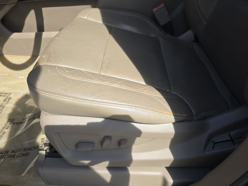 Used 2015 GMC Yukon XL SLT w/ Open Road Package image 31