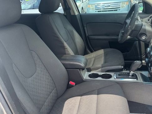 Used 2012 Ford Fusion SE image 8