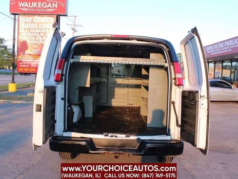 Used 2016 GMC Savana 3500 Extended RWD image 15