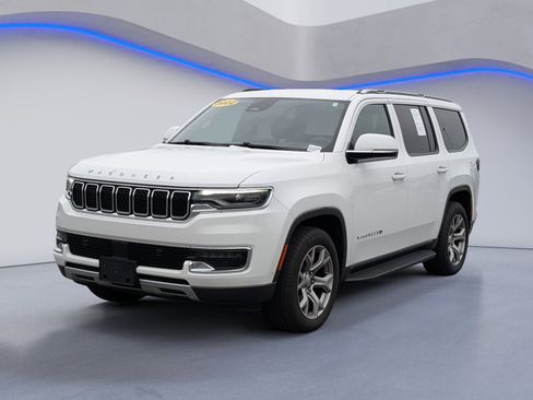 Used 2022 Jeep Wagoneer Series II image 4