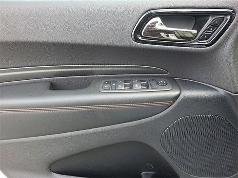 Used 2025 Dodge Durango GT image 13