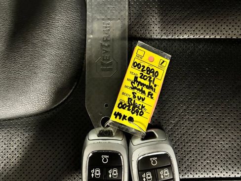 Used 2021 Hyundai Santa Fe Limited AWD/4WD image 26