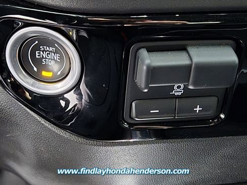 Used 2024 Chevrolet Silverado 2500 LTZ w/ LTZ Plus Package image 20