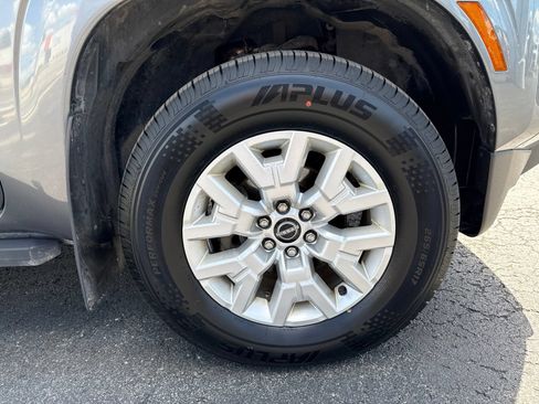 Used 2023 Nissan Frontier SV w/ SV Convenience Package AWD/4WD image 50