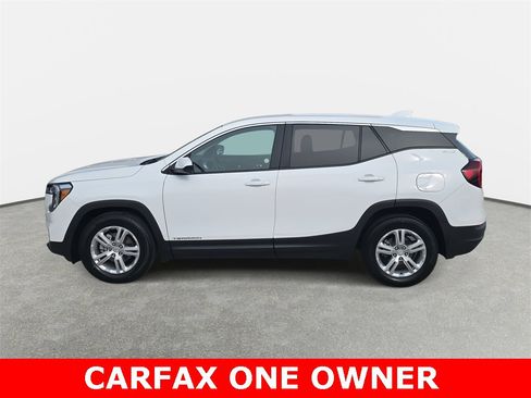 Used 2024 GMC Terrain SLE image 8