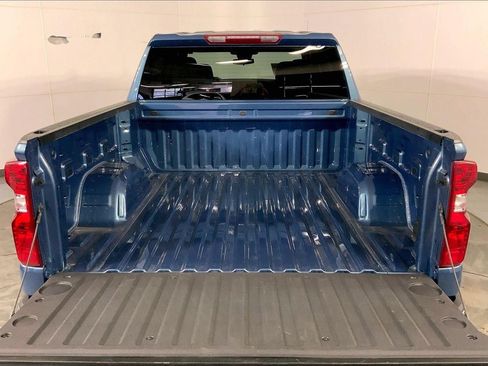 Used 2024 Chevrolet Silverado 1500 LT AWD/4WD image 4