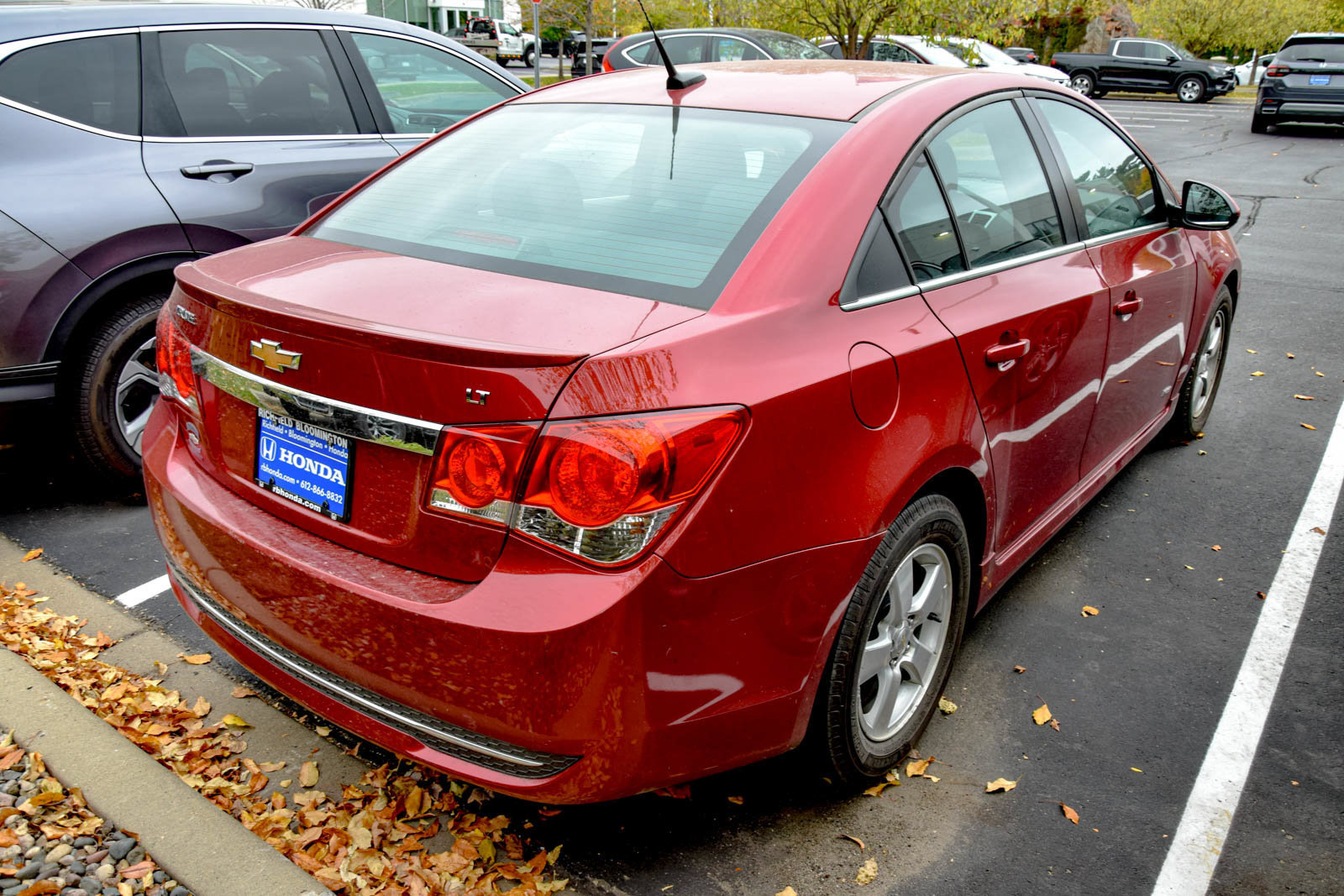 Used 2013 Chevrolet Cruze LT w/ RS Package FWD image 4