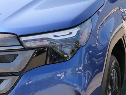 Certified 2026 Subaru Forester Premium AWD/4WD image 9