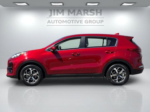 Used 2020 Kia Sportage LX image 3