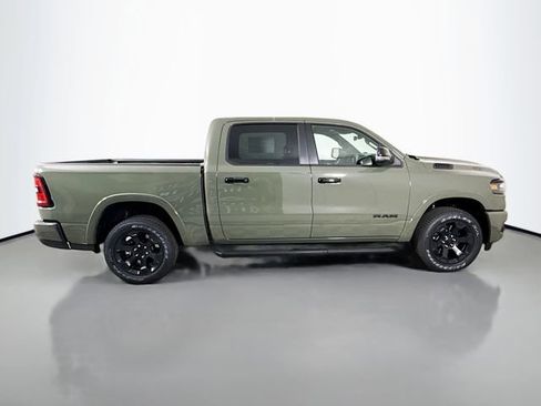 New 2026 RAM 1500 4x4 Crew Cab image 8
