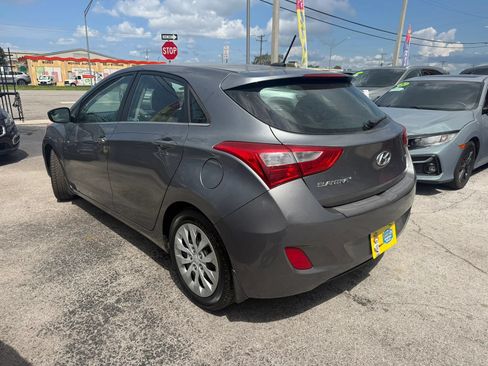 Used 2016 Hyundai Elantra GT FWD image 6