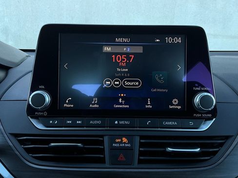 Used 2025 Nissan Altima 2.5 SV image 27