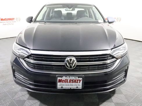 Used 2024 Volkswagen Jetta SE image 21