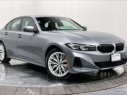 Used 2023 BMW 330i xDrive Sedan w/ Premium Package AWD/4WD image 6