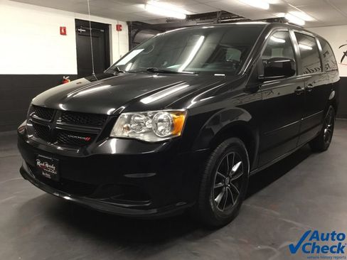 Used 2015 Dodge Grand Caravan SE FWD image 5