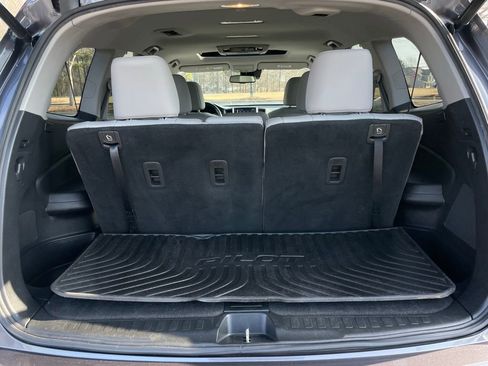 Used 2016 Honda Pilot Touring image 46