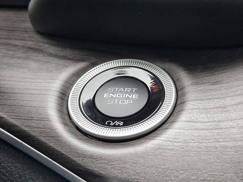 Used 2022 Jeep Grand Cherokee Limited 4xe image 25