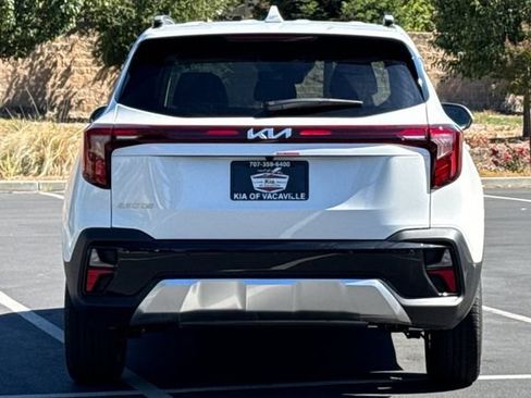 New 2026 Kia Seltos EX FWD image 6