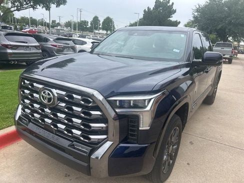 Used 2024 Toyota Tundra Platinum AWD/4WD image 4