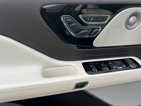 Certified 2023 Lincoln Aviator Black Label Grand Touring w/ Class IV Trailer Tow Package image 11