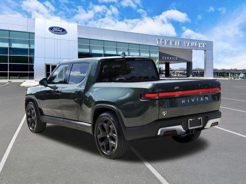 Used 2025 Rivian R1T Adventure AWD/4WD image 2