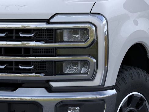New 2026 Ford F250 Lariat AWD/4WD image 18
