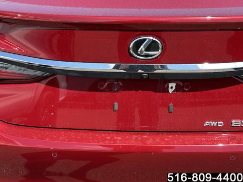 Used 2023 Lexus ES 250 w/ Premium Package AWD/4WD image 30