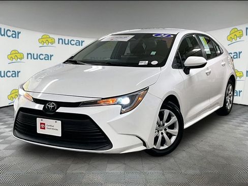 Certified 2024 Toyota Corolla LE FWD image 3