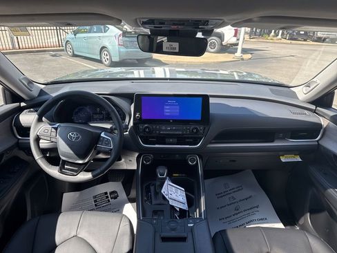 New 2026 Toyota Grand Highlander AWD Hybrid image 13