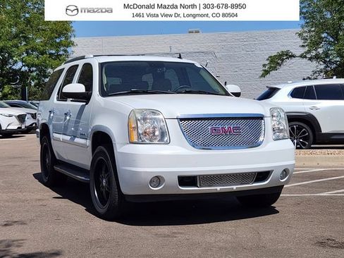 Used 2007 GMC Yukon Denali AWD/4WD image 4