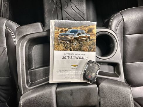 Used 2019 Chevrolet Silverado 1500 LT w/ Texas Edition AWD/4WD image 12