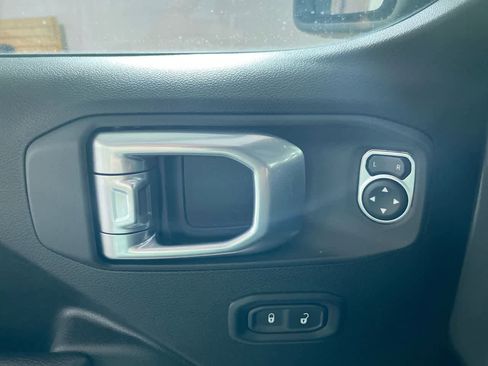 Used 2023 Jeep Wrangler Unlimited Rubicon image 19