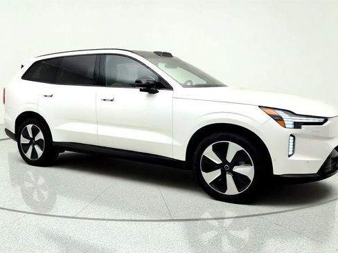 Used 2025 Volvo EX90 Plus AWD/4WD image 3