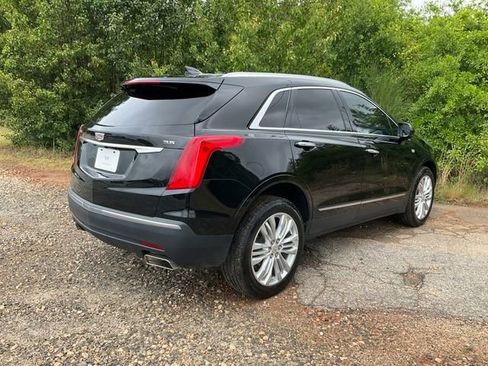 Used 2018 Cadillac XT5 Premium Luxury FWD image 27
