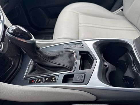 Used 2016 Cadillac SRX Luxury w/ Driver Awareness Package image 38