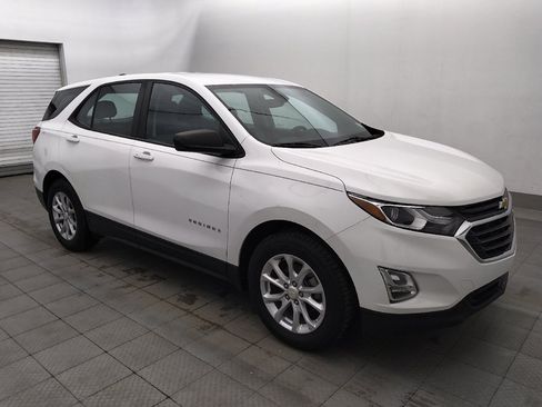 Used 2021 Chevrolet Equinox LS FWD image 11