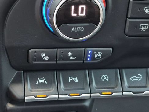 Used 2021 Chevrolet Silverado 1500 High Country AWD/4WD image 34