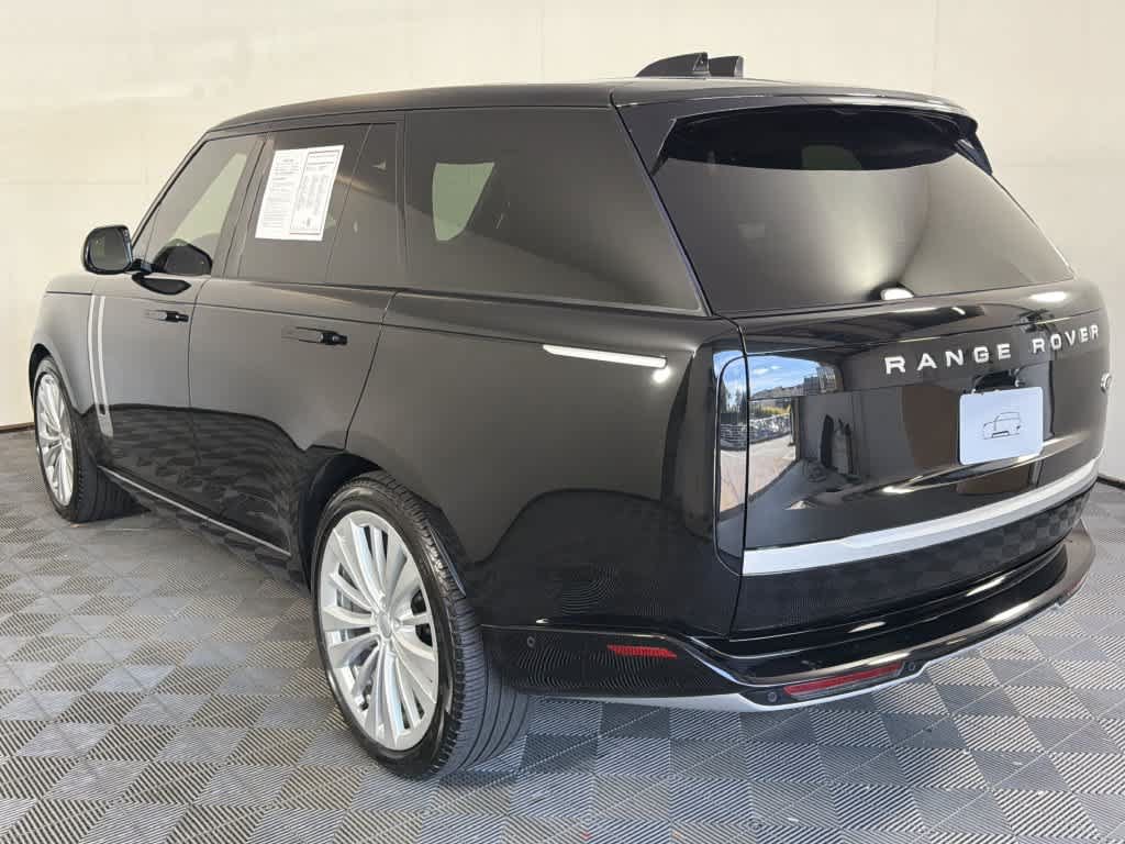 Used 2023 Land Rover Range Rover First Edition AWD/4WD image 3