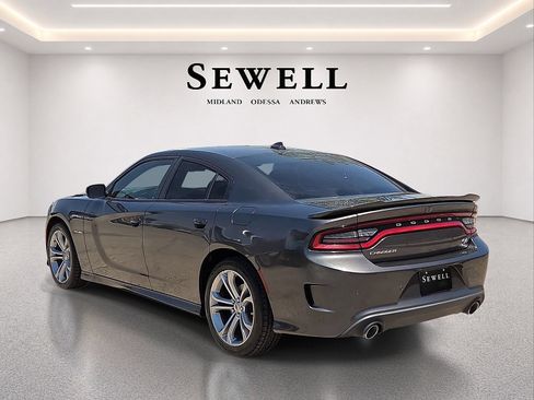 Used 2022 Dodge Charger R/T RWD image 3