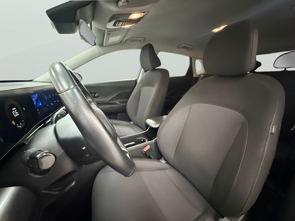 Used 2024 Hyundai Kona SEL AWD/4WD image 11