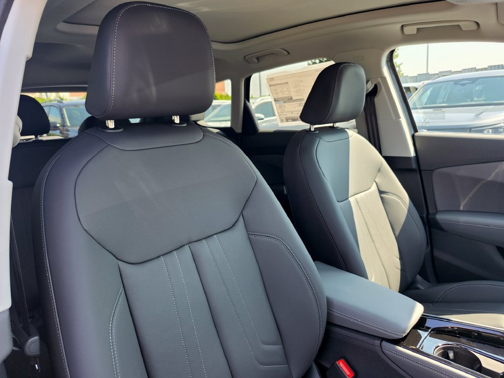 New 2026 Audi Q3 quattro 2.0T AWD/4WD image 15