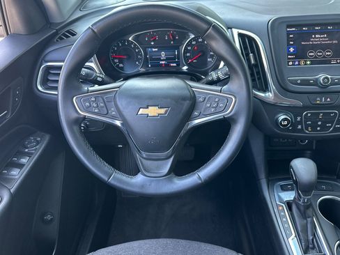 Used 2024 Chevrolet Equinox LT image 17