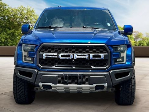 Used 2017 Ford F150 Raptor w/ Equipment Group 802A Luxury AWD/4WD image 3