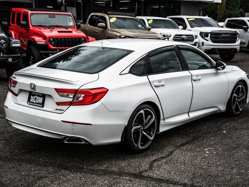Used 2019 Honda Accord Sport image 11
