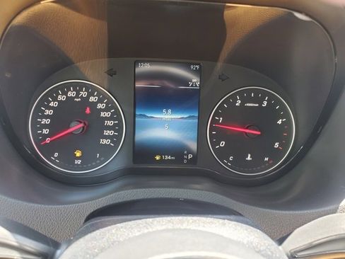 Used 2025 Mercedes-Benz Sprinter 2500 image 25