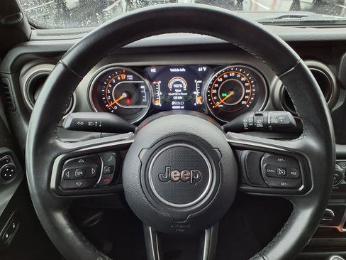 Used 2019 Jeep Wrangler Unlimited Sport S AWD/4WD image 15
