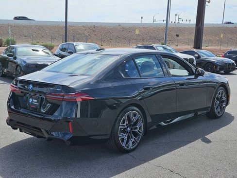 New 2026 BMW i5 eDrive40 w/ M Sport Package RWD image 2