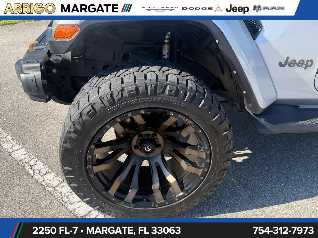 Used 2022 Jeep Wrangler Unlimited Rubicon AWD/4WD image 18