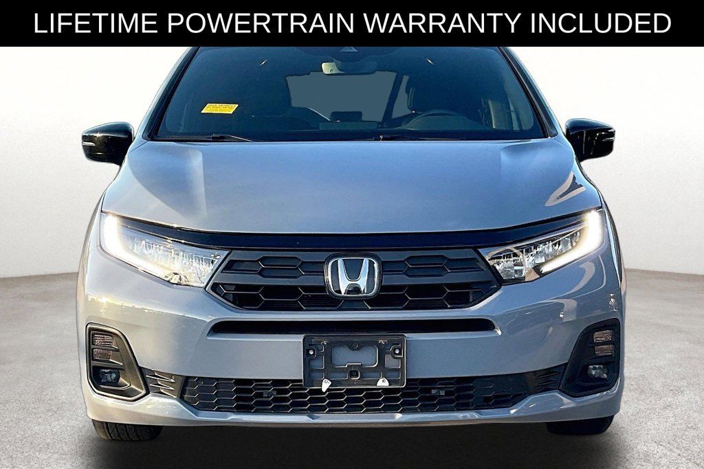 Used 2026 Honda Odyssey Sport-L image 4